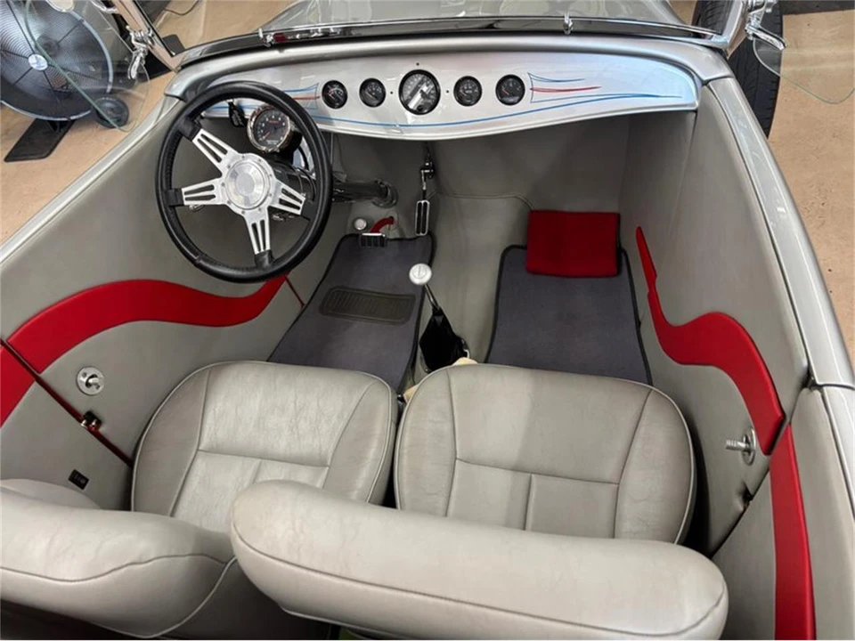 1932 Ford Model 18 & 40 - Image 9 of 16
