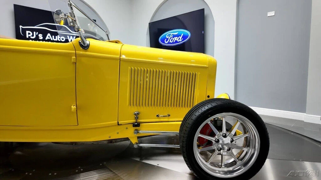 1932 Ford Model 18 & 40 - Image 13 of 21