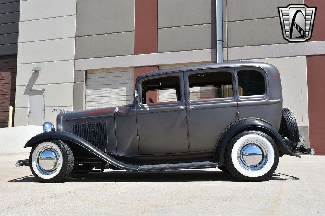 1932 Ford Model 18 & 40 - Image 4 of 21