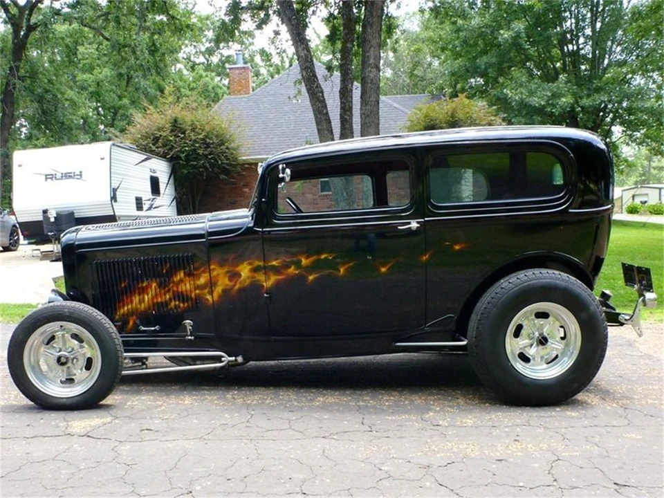 1932 Ford Model 18 & 40 - Image 2 of 13