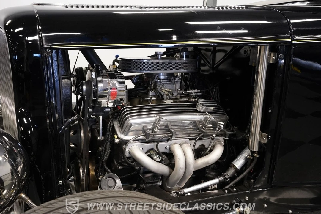 1932 Ford Model 18 & 40 - Image 4 of 12
