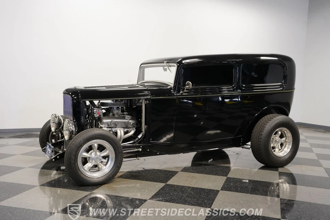 1932 Ford Model 18 & 40 - Image 7 of 12