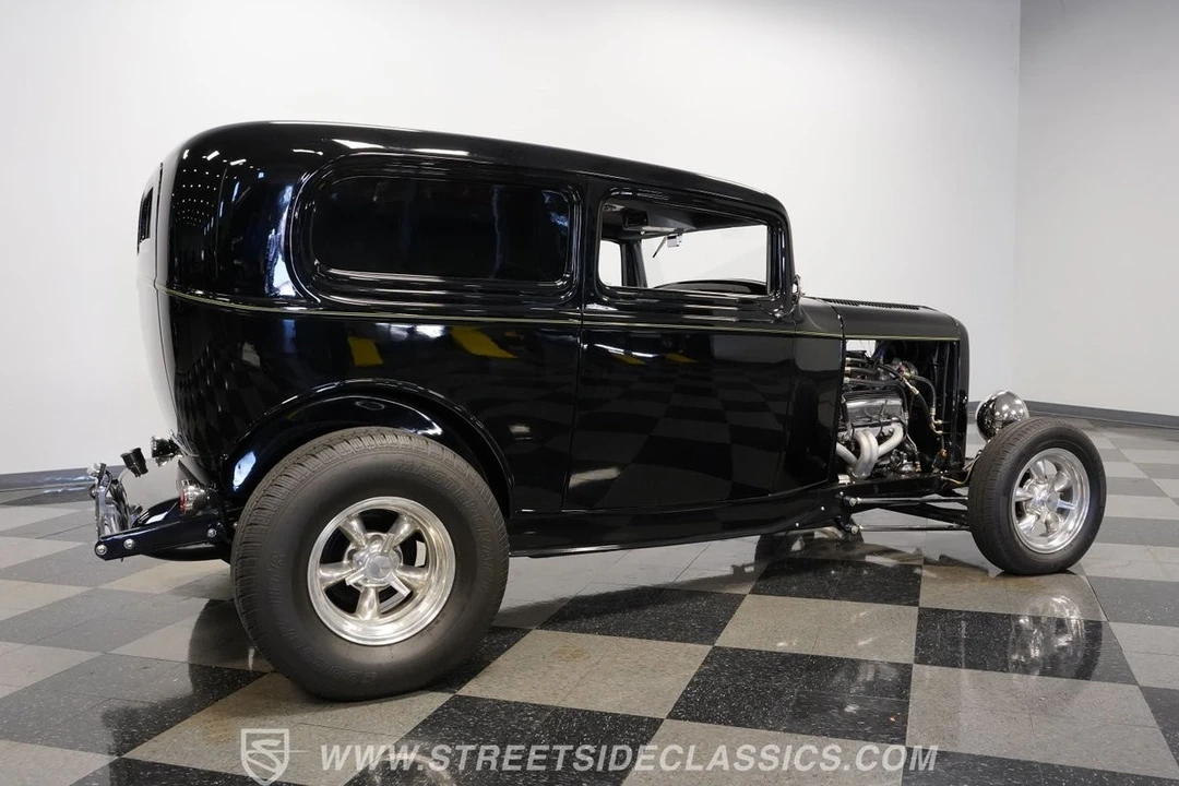1932 Ford Model 18 & 40 - Image 14 of 21