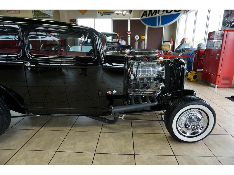 1932 Ford Model 18 & 40 - Image 16 of 31