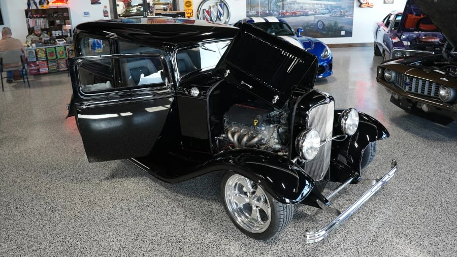 1932 Ford Model 18 & 40 - Image 22 of 31