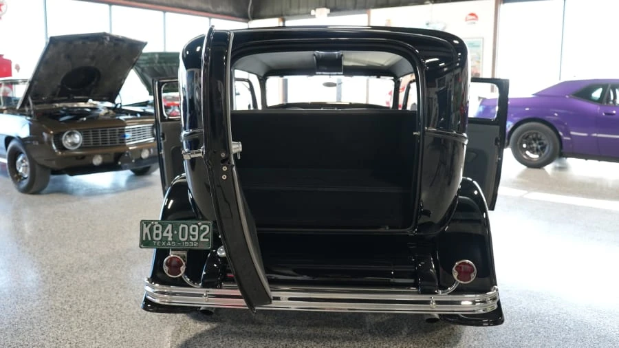 1932 Ford Model 18 & 40 - Image 9 of 31