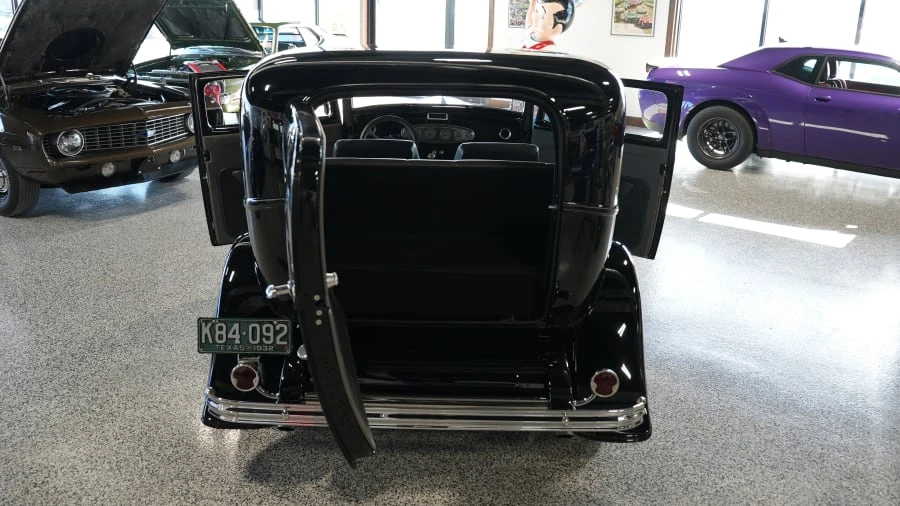 1932 Ford Model 18 & 40 - Image 17 of 31