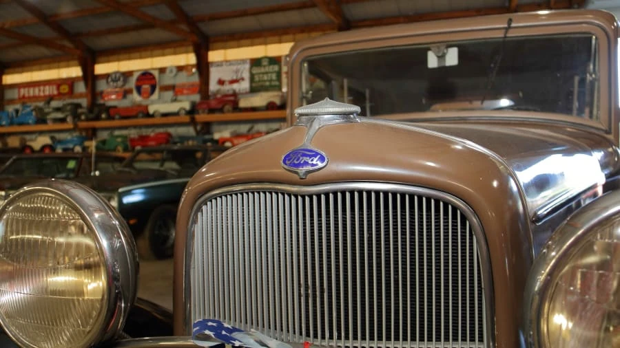 1932 Ford Model 18 & 40 - Image 11 of 15
