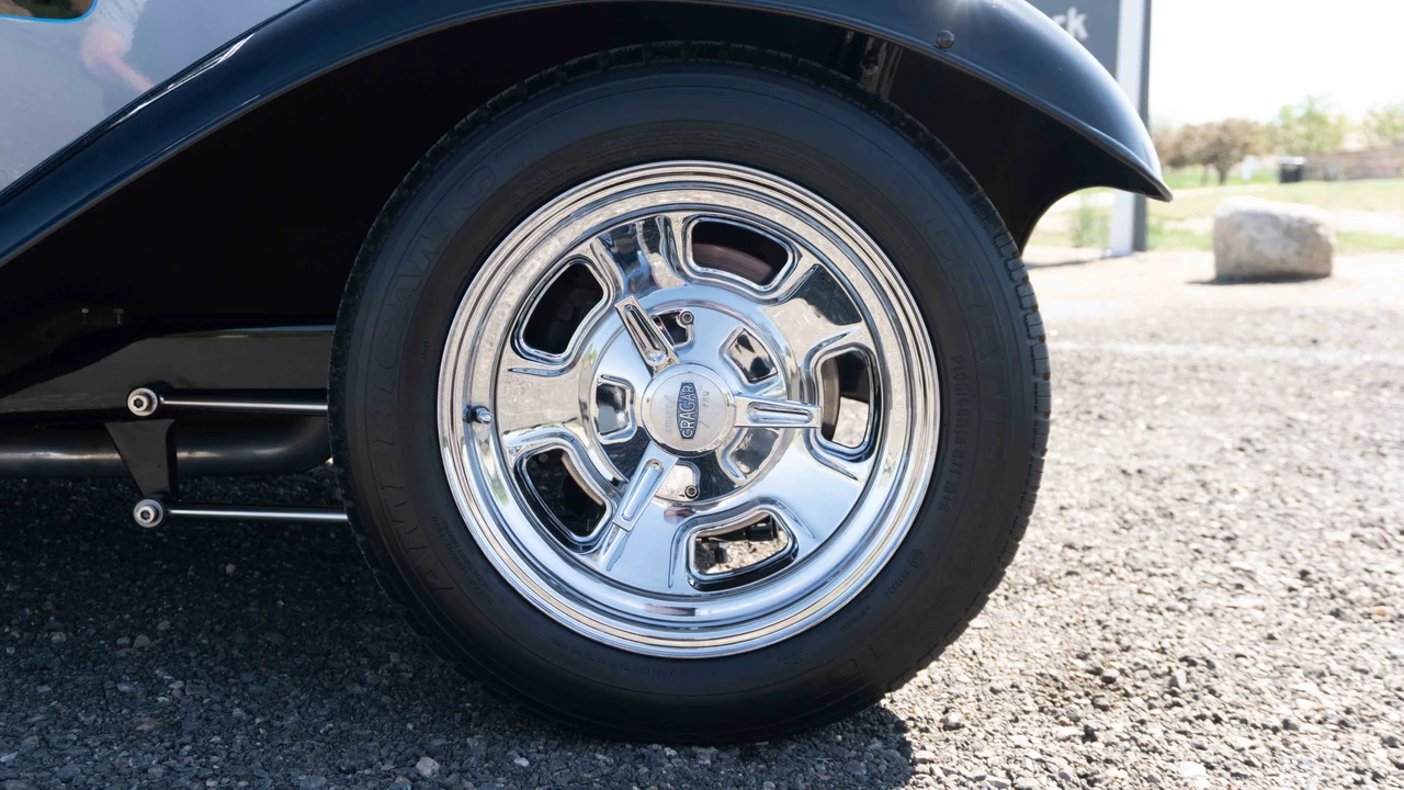 1932 Ford Model 18 & 40 - Image 26 of 31