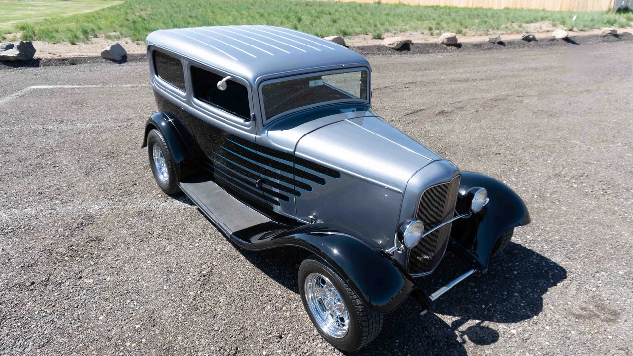 1932 Ford Model 18 & 40 - Image 14 of 31