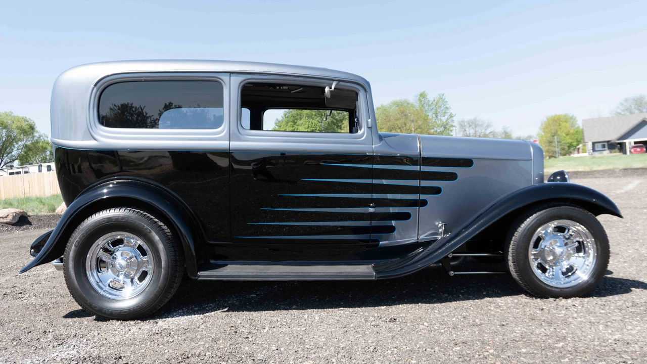 1932 Ford Model 18 & 40 - Image 11 of 31