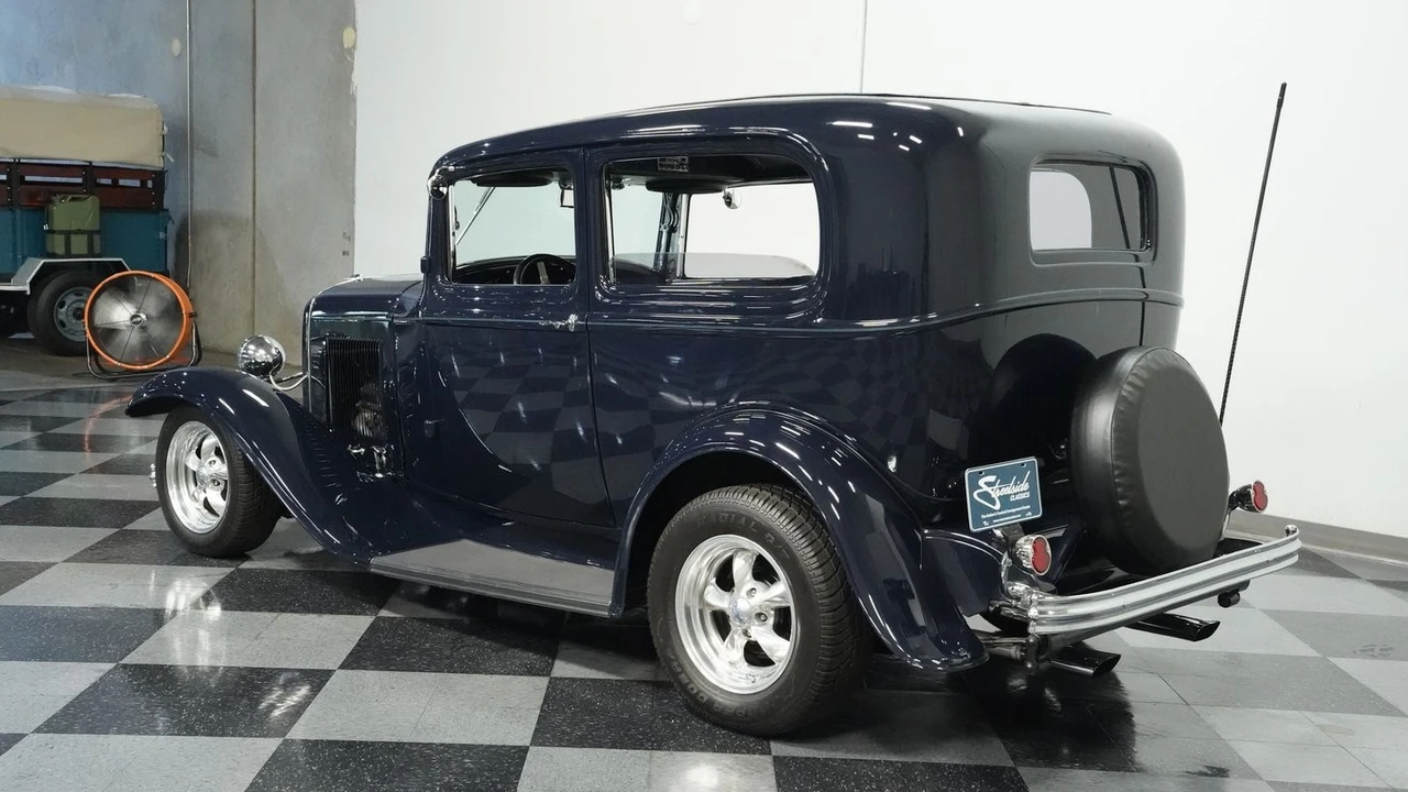 1932 Ford Hot Rod - Image 6 of 12