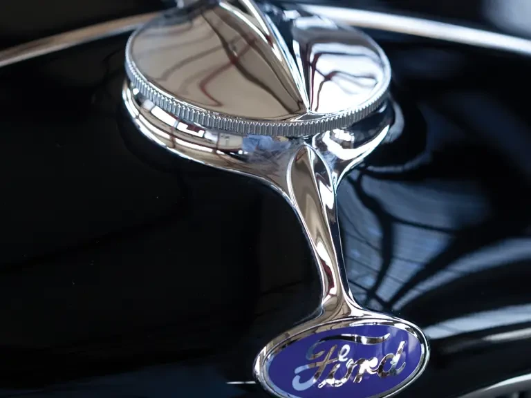 1932 Ford Model 18 & 40 - Image 19 of 24