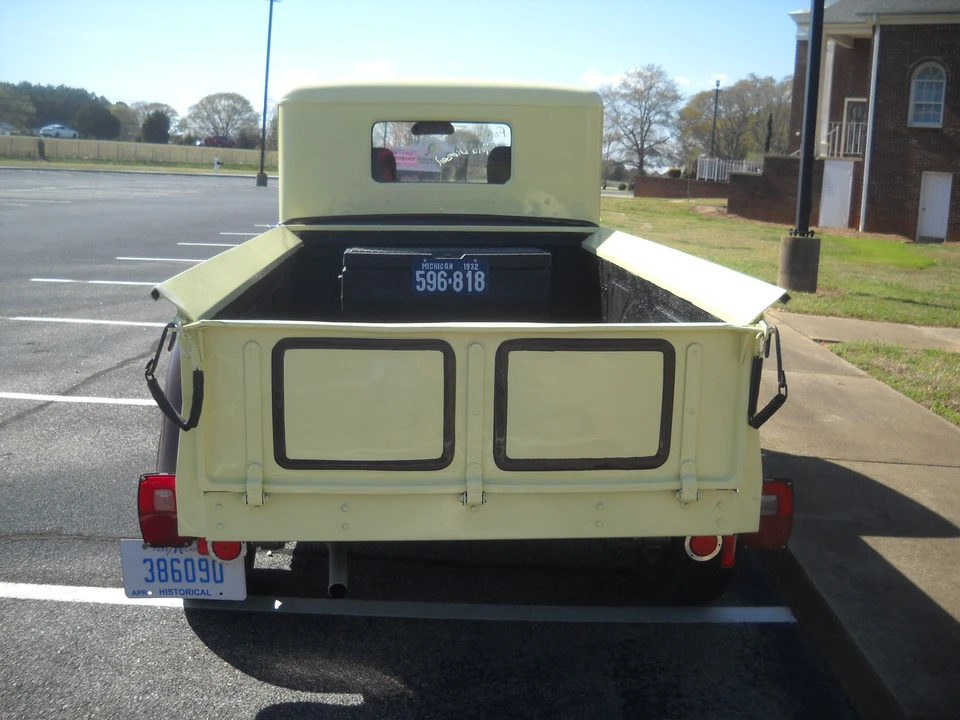 1932 Ford Model 18 & 40 - Image 9 of 21