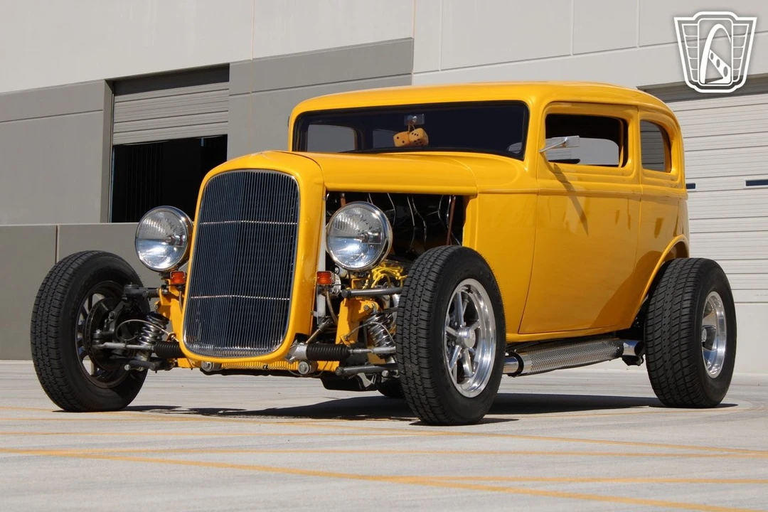 1932 Ford Model 18 & 40 - Image 3 of 12