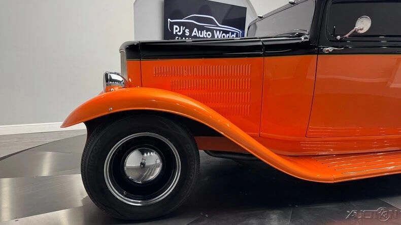 1932 Ford Model 18 & 40 - Image 17 of 21