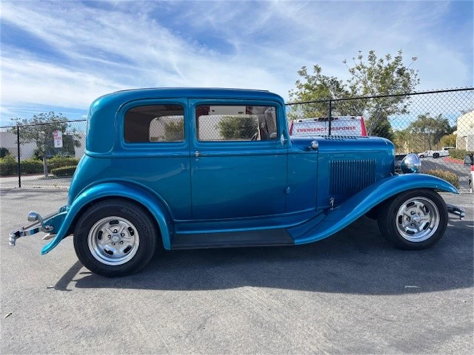 1932 Ford Model 18 & 40 - Image 2 of 27