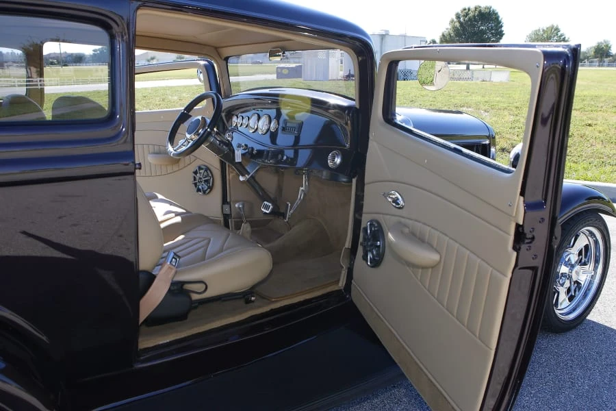 1932 Ford Model 18 & 40 - Image 5 of 12
