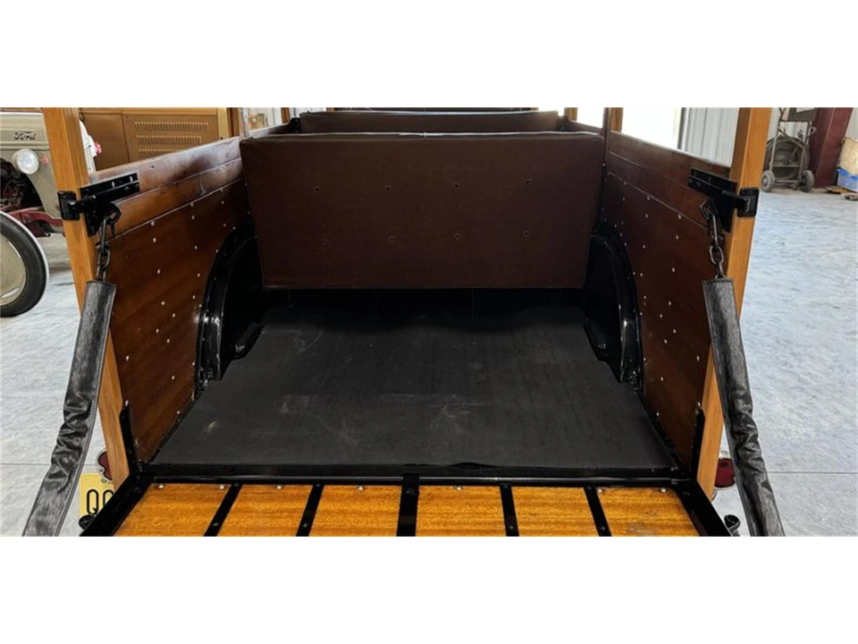 1932 Ford Model 18 & 40 - Image 9 of 25