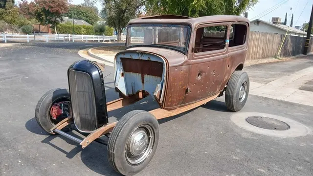 1932 Ford Model 18 & 40 - Image 2 of 20