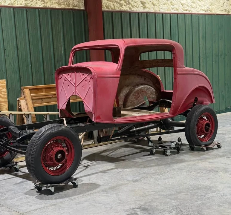 Ford Replica - Image 4 of 4