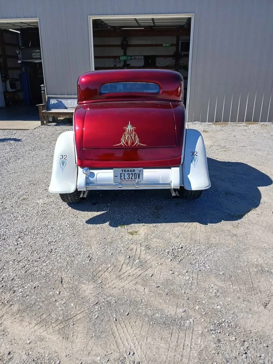 1932 Ford Model 18 & 40 - Image 4 of 9