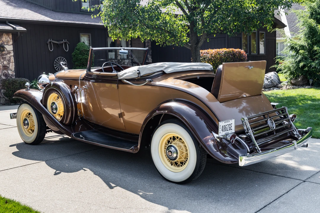 1932 LaSalle - Image 17 of 31