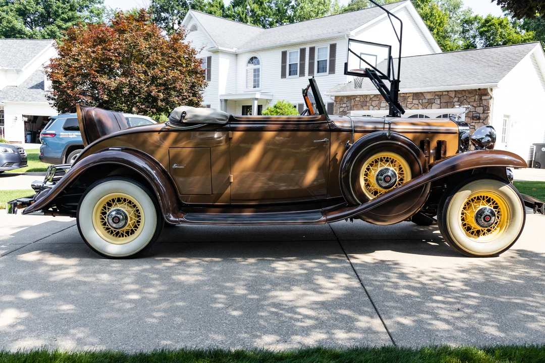 1932 LaSalle - Image 10 of 31