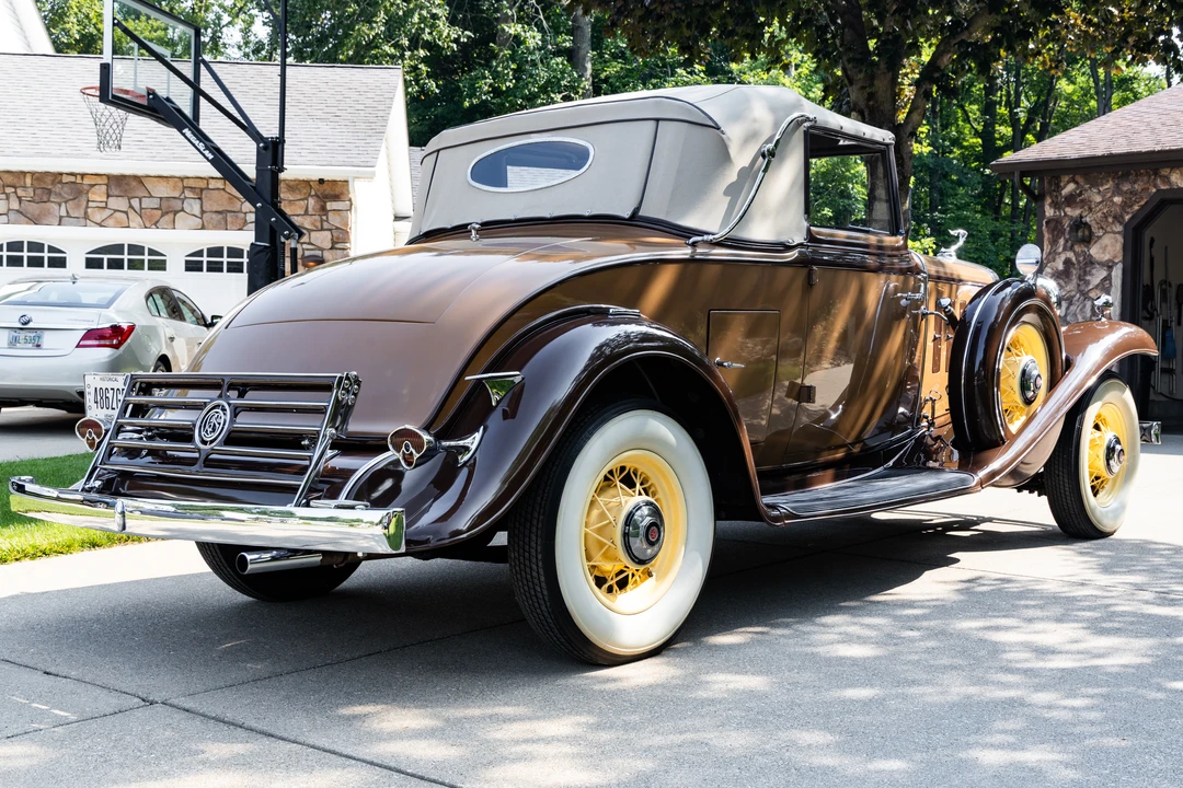 1932 LaSalle - Image 7 of 31