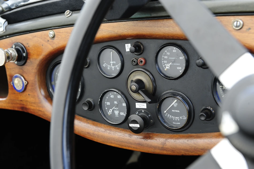 1932 Lagonda - Image 15 of 31