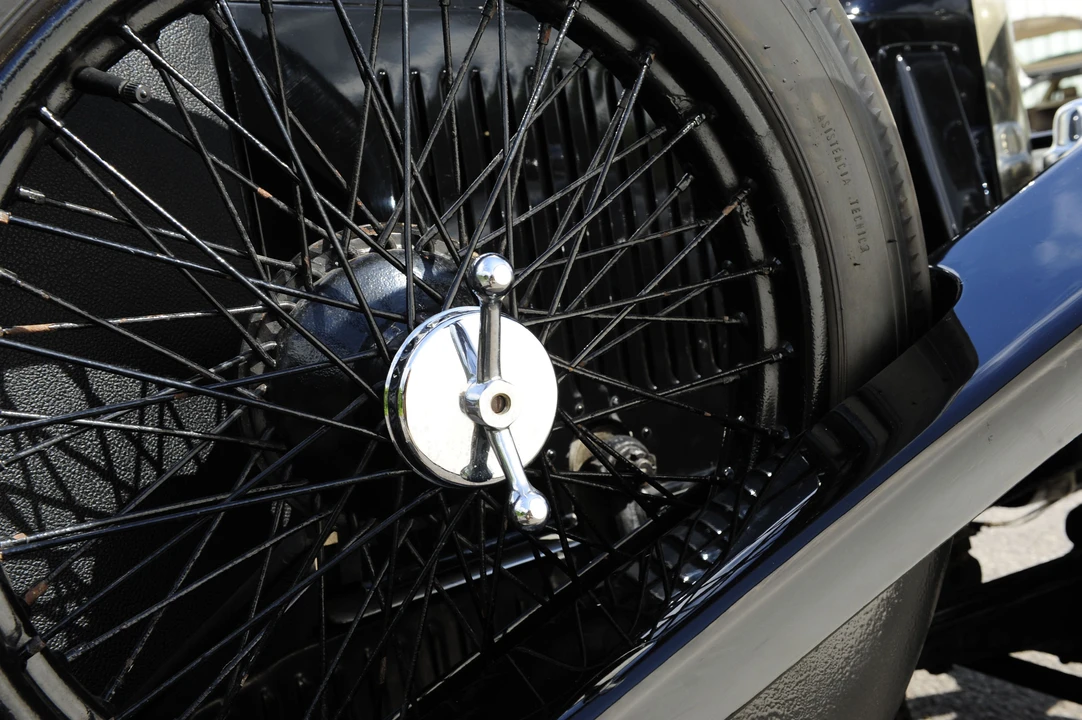1932 Lagonda - Image 7 of 31