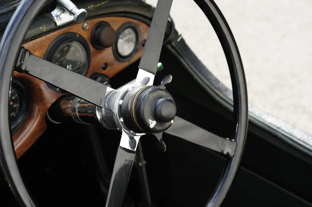 1932 Lagonda - Image 14 of 31