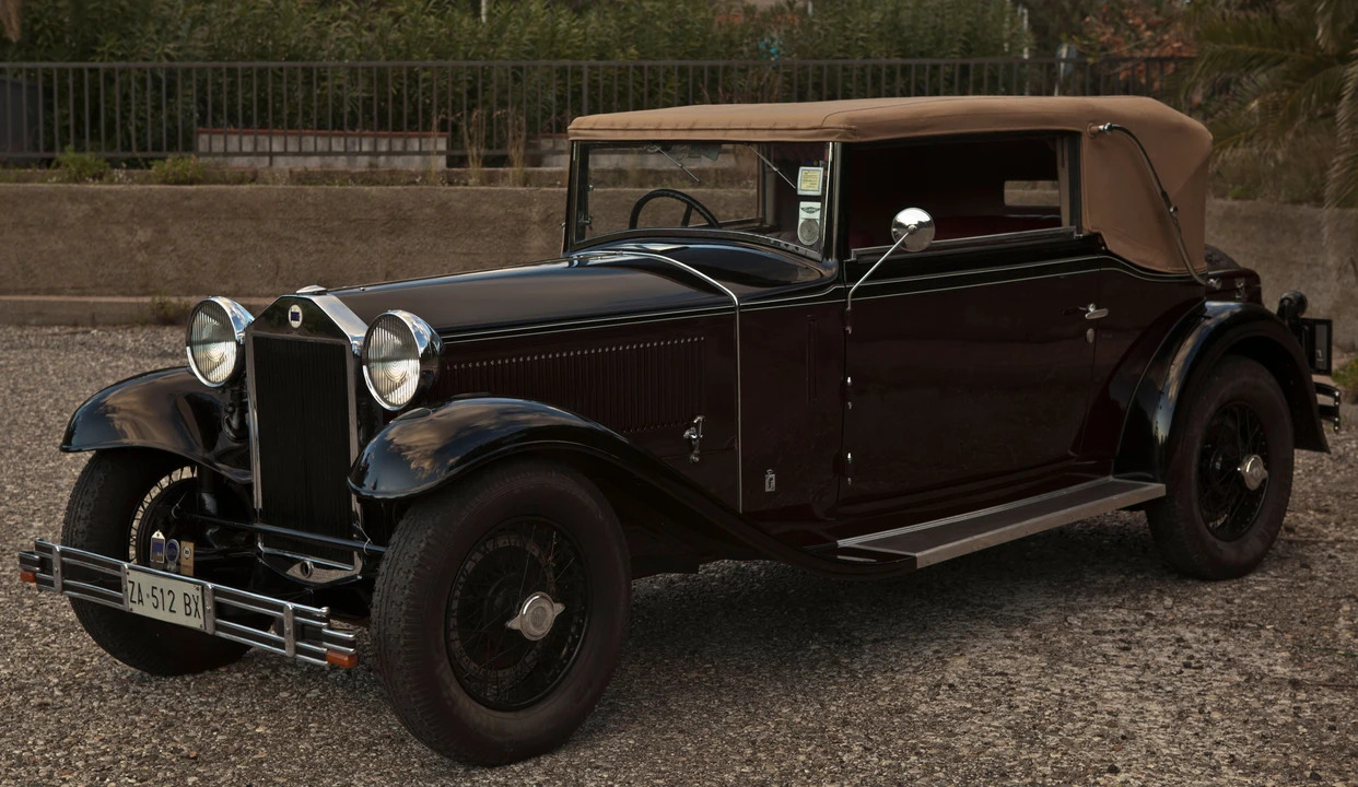 1932 Lancia - Image 2 of 12