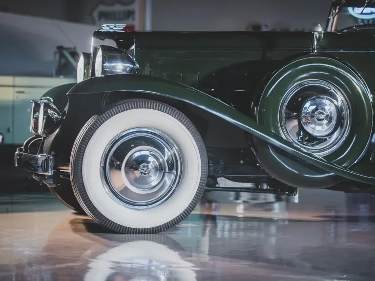 1932 Marmon - Image 14 of 24