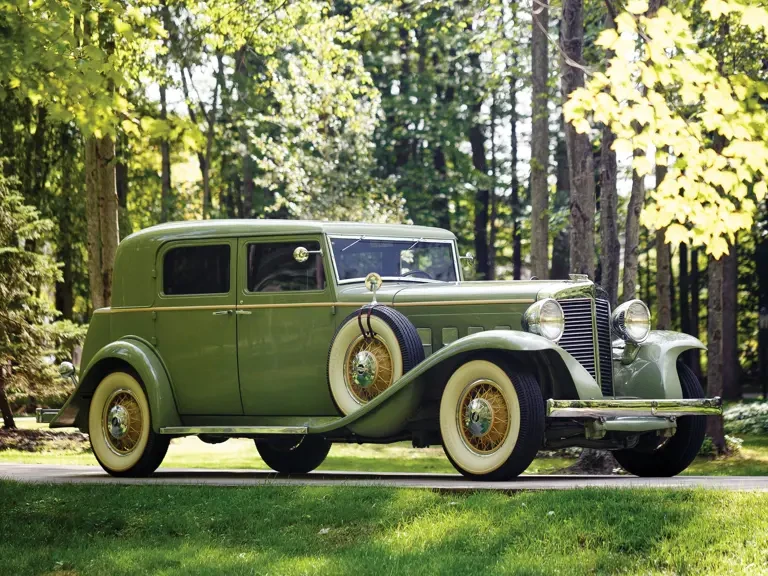 1932 Marmon - Image 2 of 24