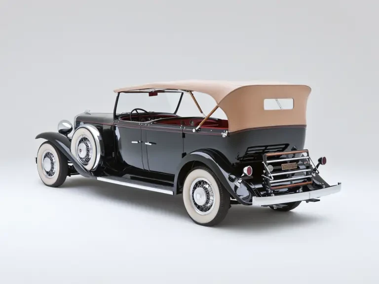1932 Marmon - Image 3 of 24