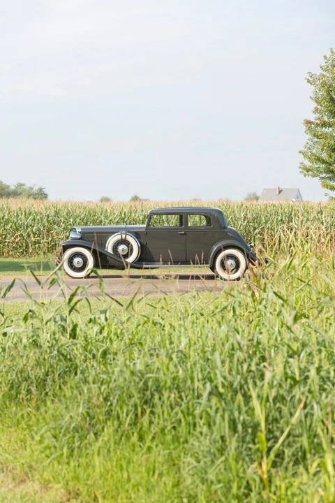 1932 Marmon - Image 2 of 31