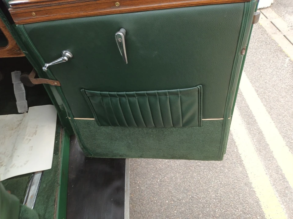 1932 Morris - Image 18 of 30