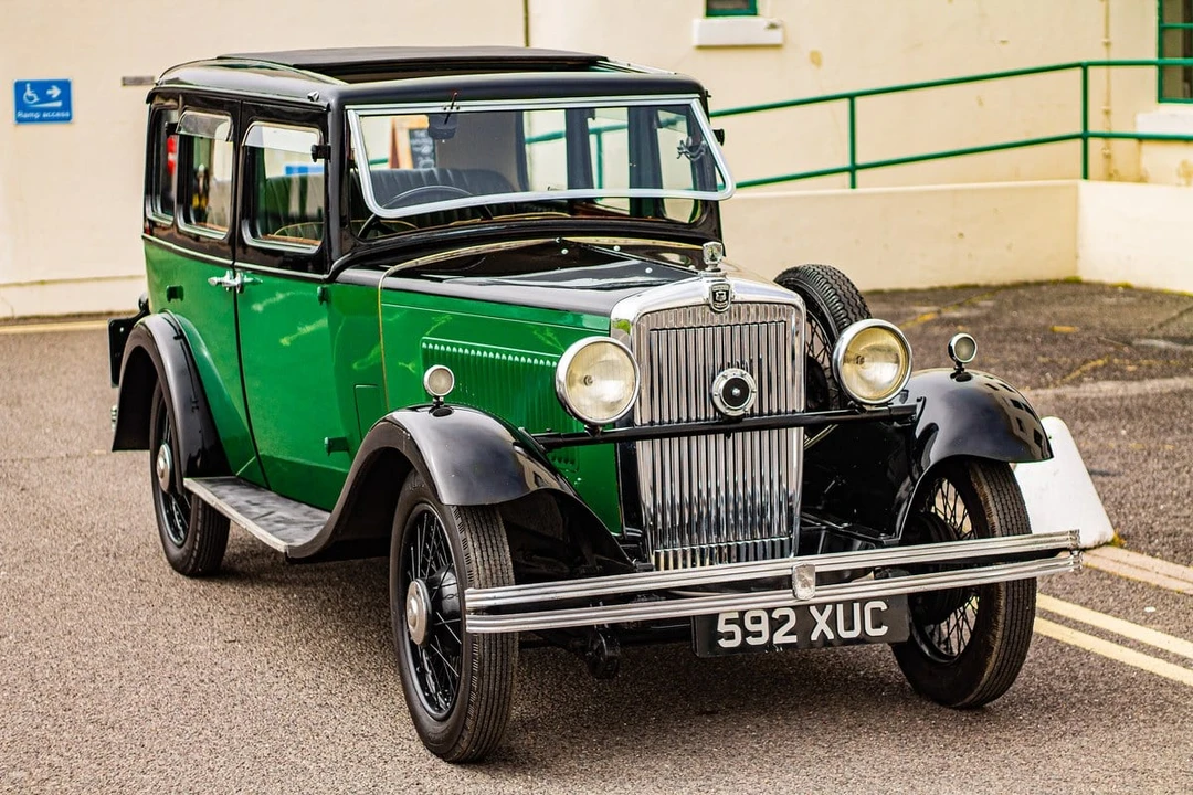 1932 Morris - Image 3 of 30