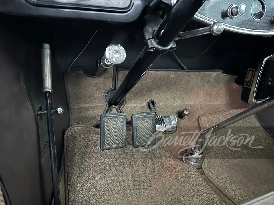 1932 Packard Eight - Image 10 of 31