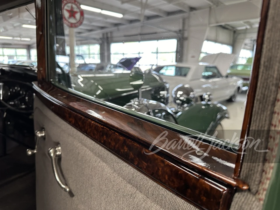 1932 Packard Eight - Image 23 of 31