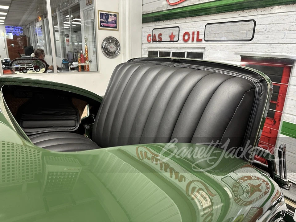 1932 Packard Eight - Image 25 of 31