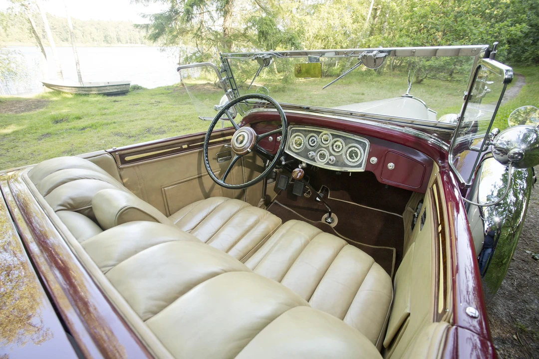 1932 Packard Twelve - Image 9 of 24