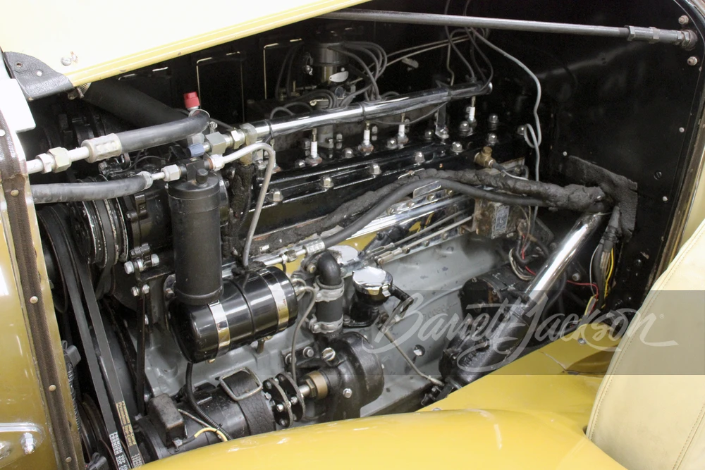 1932 Pierce-Arrow - Image 2 of 7
