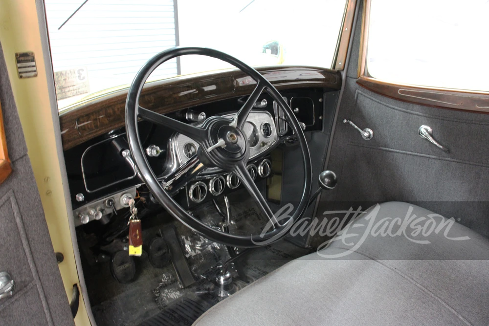 1932 Pierce-Arrow - Image 3 of 7