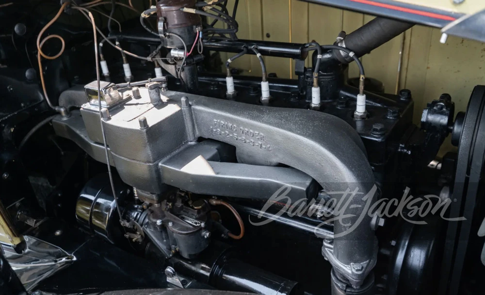 1932 Pierce-Arrow - Image 6 of 11