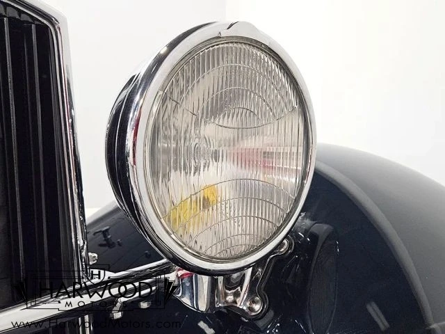 1932 Packard Eight - Image 16 of 31