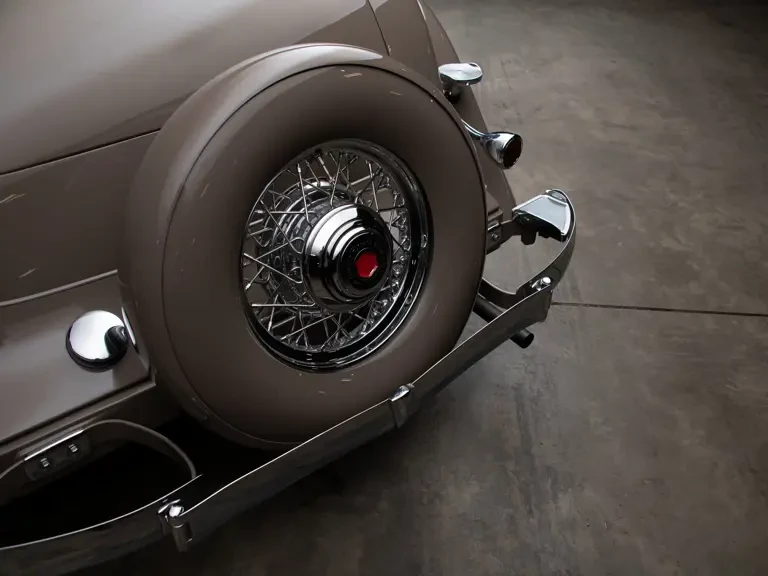 1932 Packard Eight - Image 13 of 31