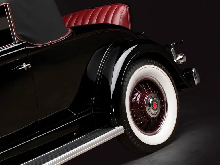 1932 Packard Eight - Image 11 of 24