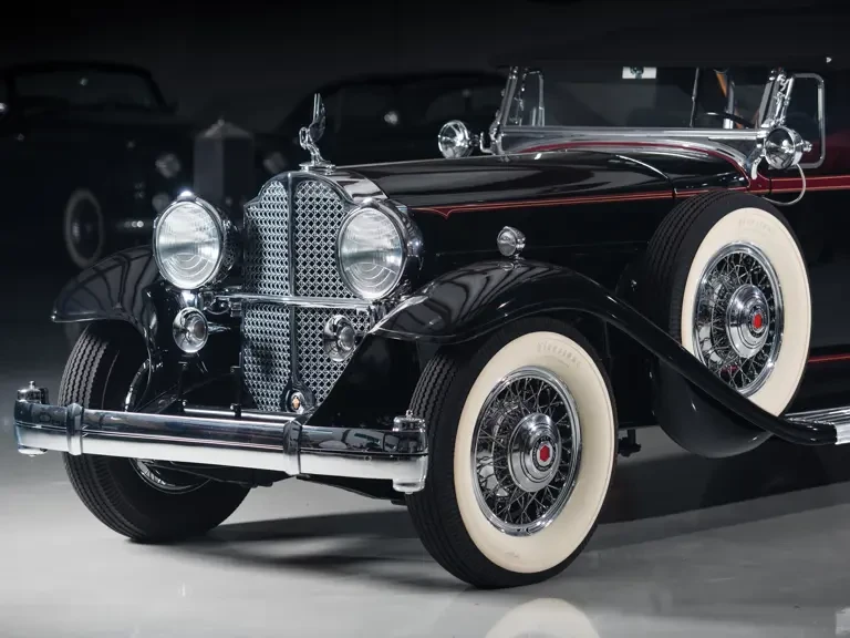 1932 Packard Eight - Image 9 of 26